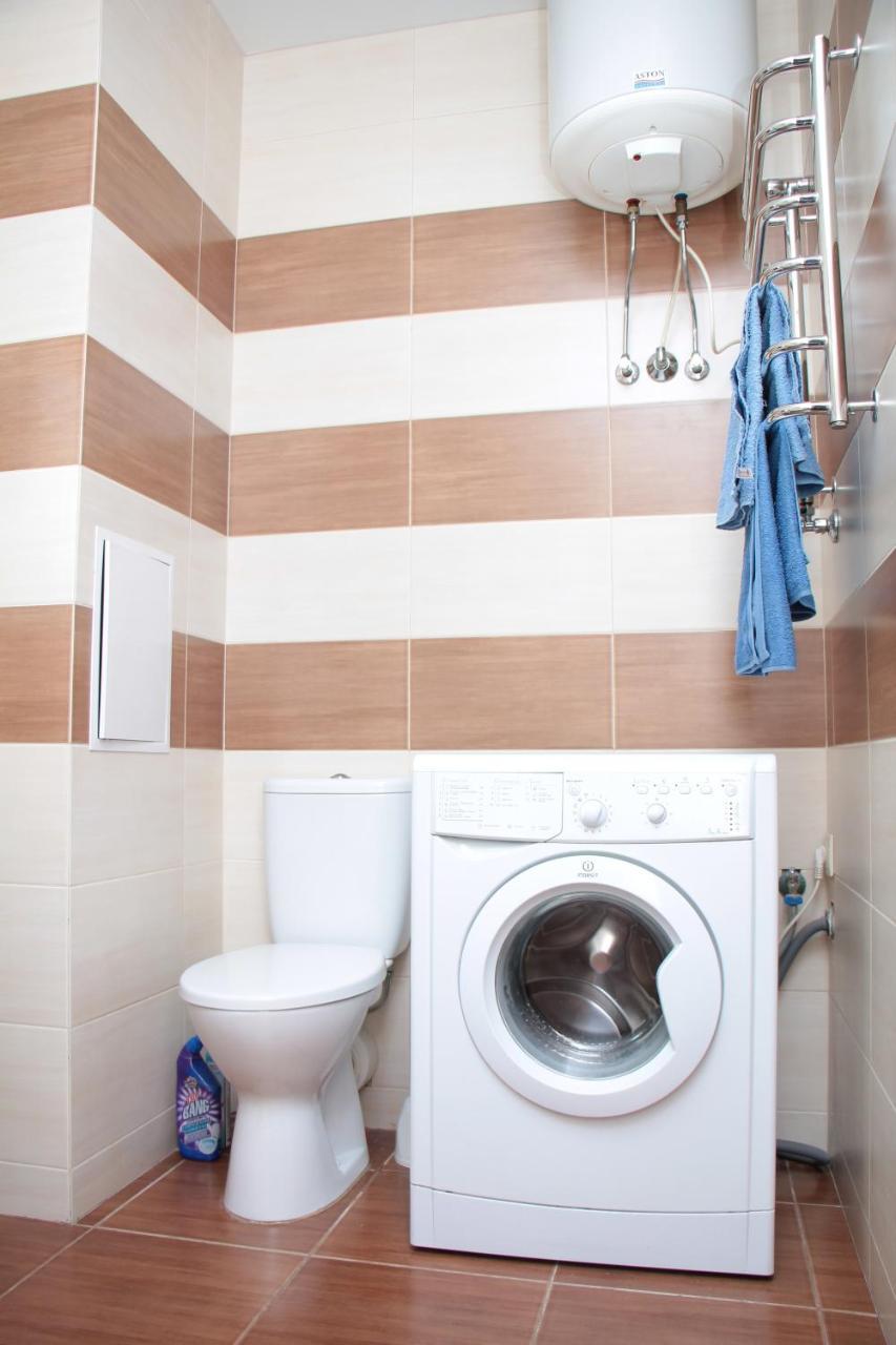 Panoramic View Lux Apartment On Metro Osokorky Kiev Exterior foto